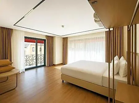 Mandala Karakoy מלון